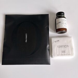 Set of Le Labo for Edition Hotel soap, bath grains and loofah pad